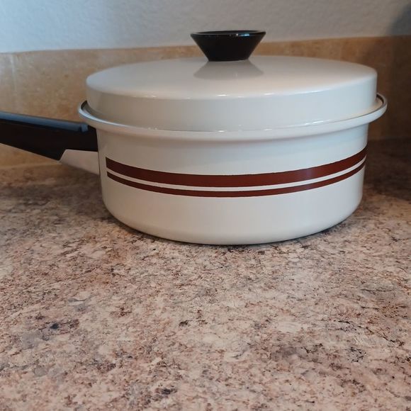 Masterbilt By MIRRO ~ 2 Quart Cover Saucepan. NEW - Picture 3 of 15